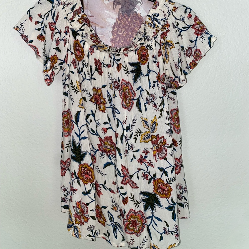 Off the shoulder blouse! Size M